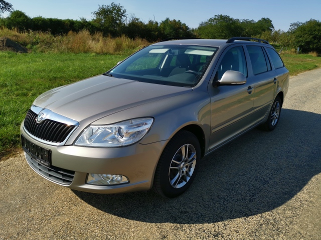 Škoda Octavia 1,6MPI 75kW 1MAJITEL