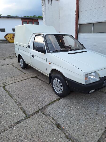 Skoda Favorit