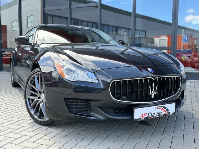 Maserati Quattroporte