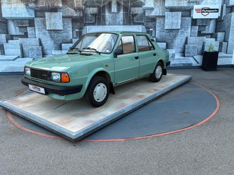 Skoda 105
