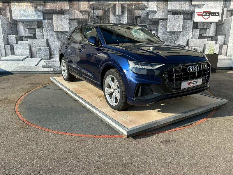 Audi Q8