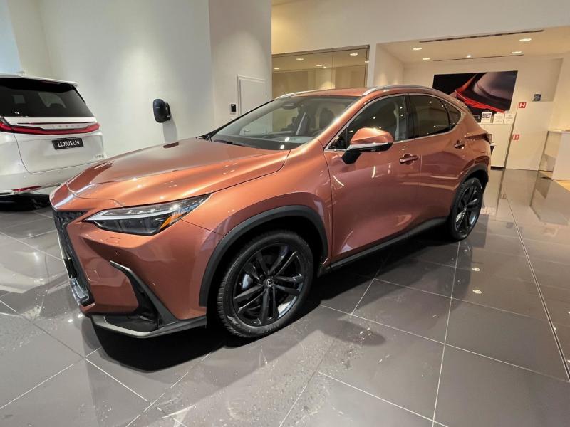 Lexus NX 450h plus
