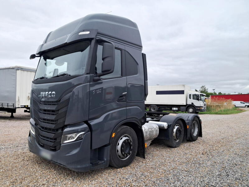 Iveco S-WAY