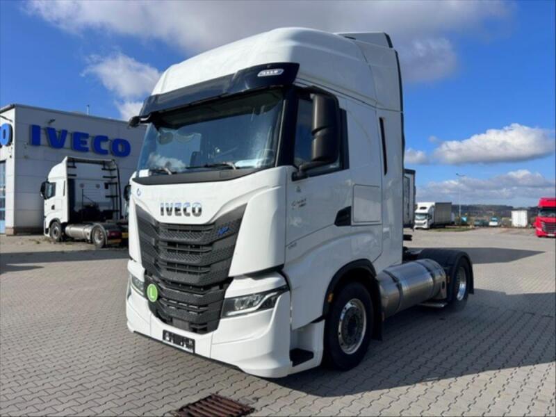 Iveco S-WAY