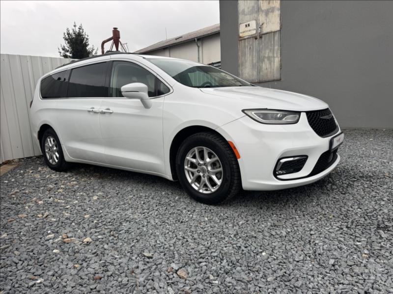 Chrysler Pacifica