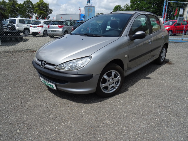 Peugeot 206