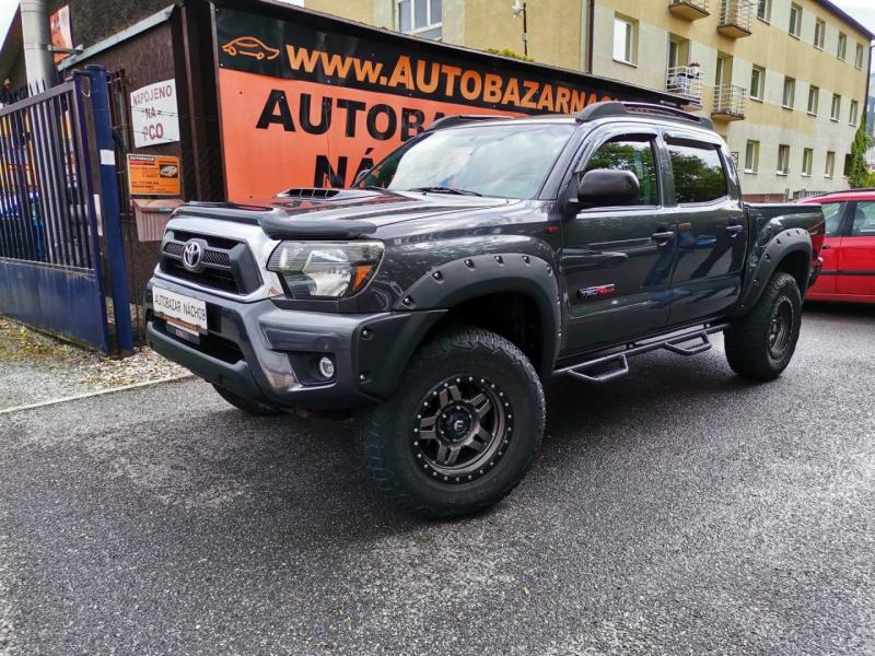 Toyota Tacoma