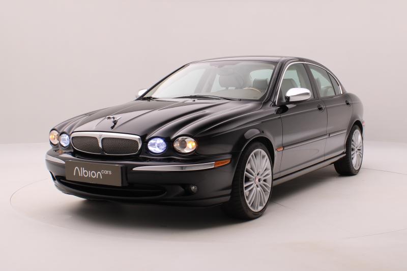 Jaguar X-Type