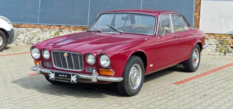 Jaguar XJ6