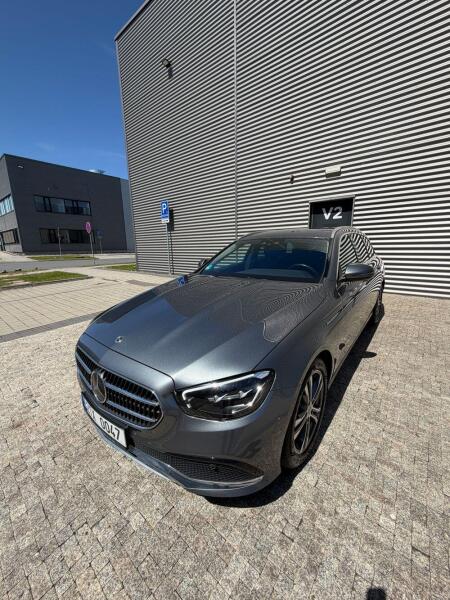 Mercedes-Benz Serii E