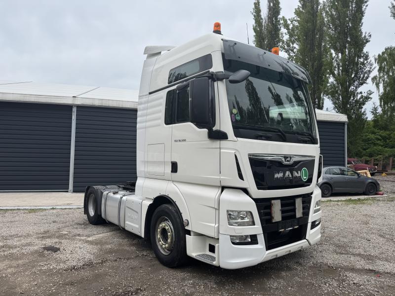 MAN TGX