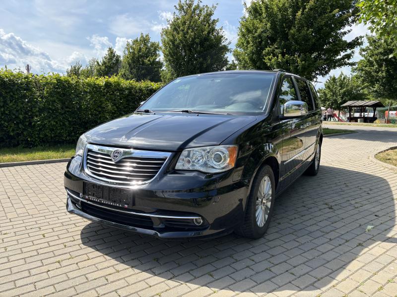 Lancia Voyager