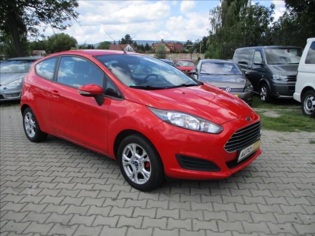 Ford Fiesta 1,2 i KLIMA,SERVISNÍ KNIHA