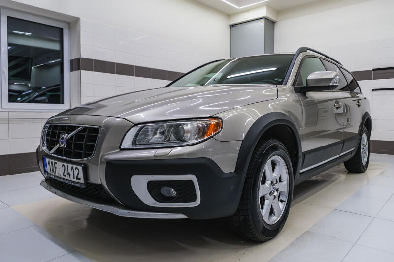 Volvo XC70