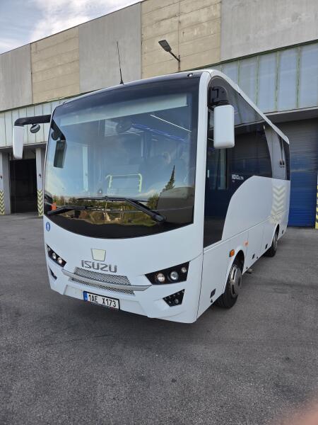 Isuzu