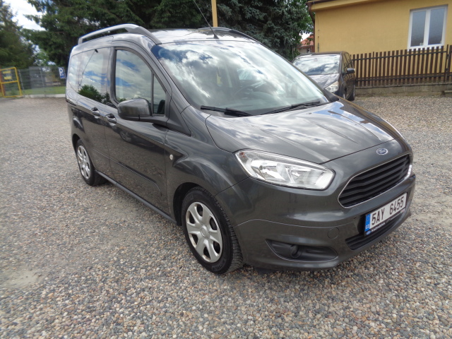 Ford Tourneo Courier 1.0 ECO BOOST