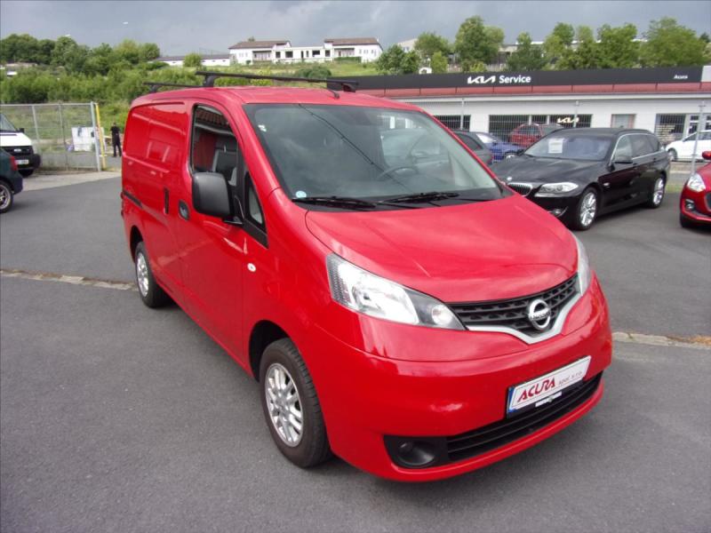 Nissan NV200
