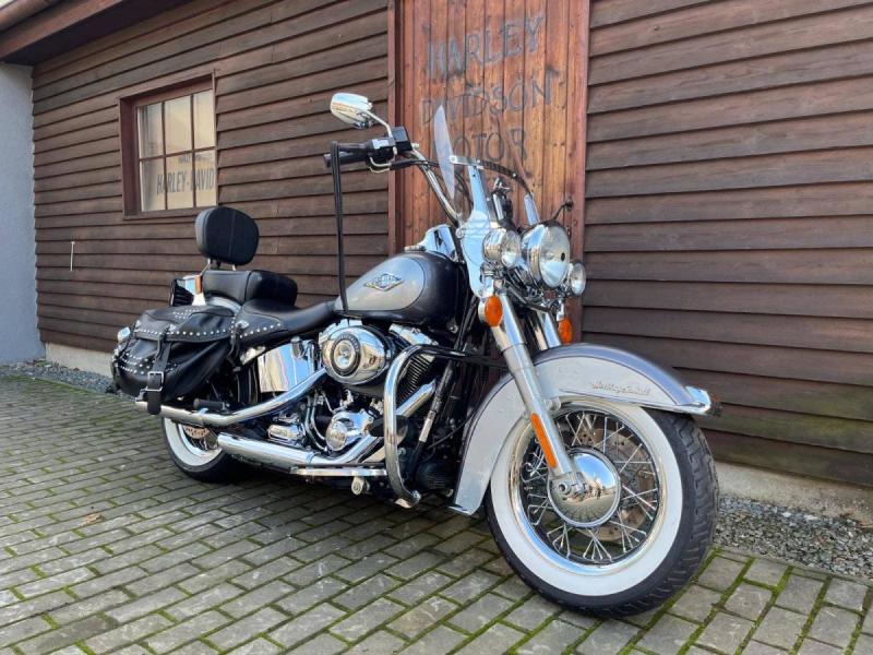 Harley-Davidson FLSTCI Heritage Softail Classic
