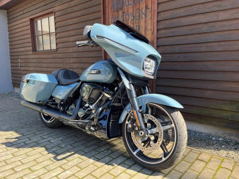 Harley-Davidson FLHX Street Glide