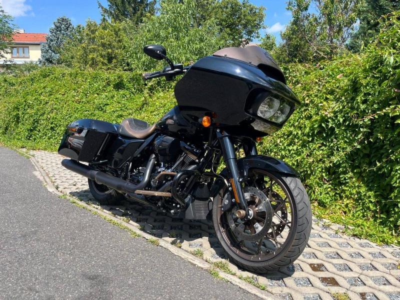 Harley-Davidson FLTRXS Road Glide Special