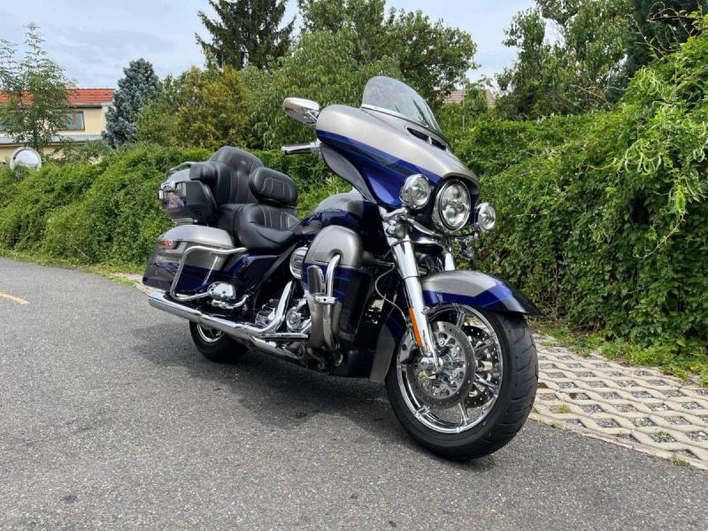 Harley-Davidson FLHTKSE ULTRA LIMITED CVO