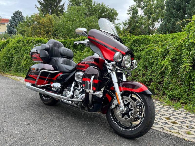 Harley-Davidson FLHTKSE ULTRA LIMITED CVO