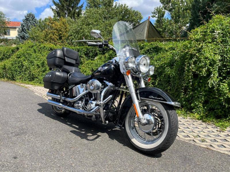 Harley-Davidson FLSTNI Softail Deluxe