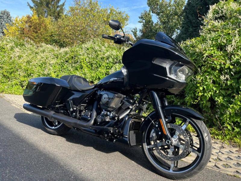Harley-Davidson FLTRXS Road Glide Special