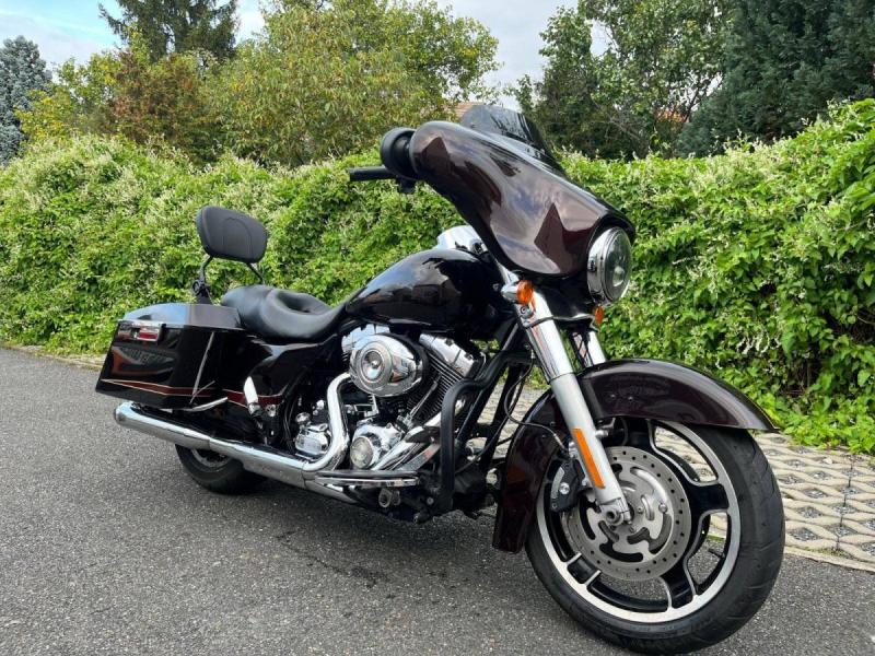 Harley-Davidson FLHX Street Glide