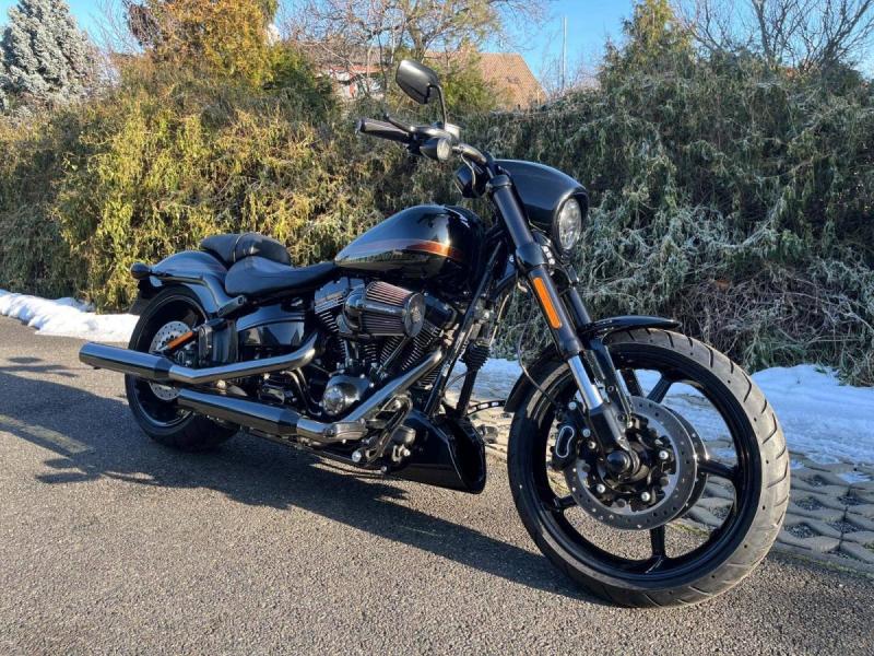 Harley-Davidson FXSE Softail Breakout CVO