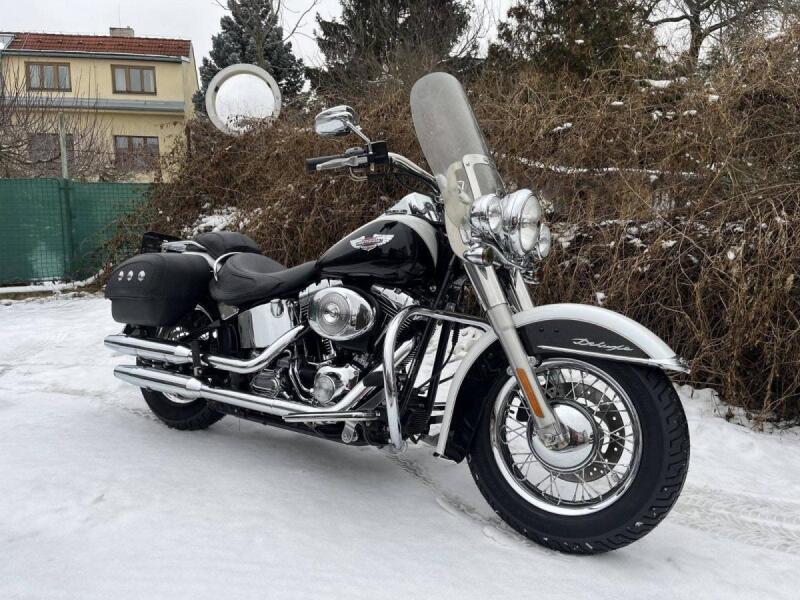 Harley-Davidson FLSTNI Softail Deluxe