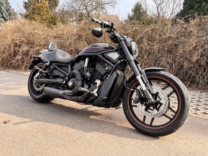 Harley-Davidson VRSCDX Night Rod Special
