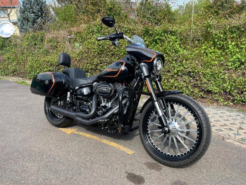 Harley-Davidson FLSB Softail Sport Glide