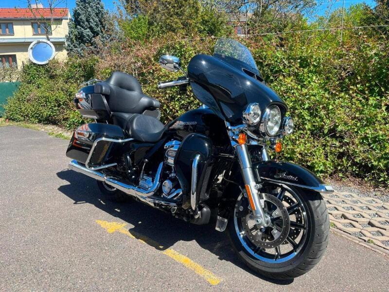 Harley-Davidson FLHTK Electra Glide Ultra Limited 1868