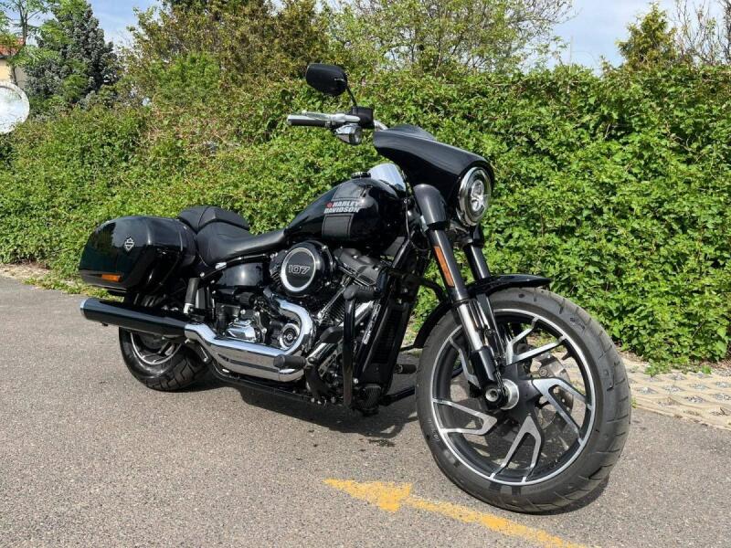 Harley-Davidson FLSB Softail Sport Glide