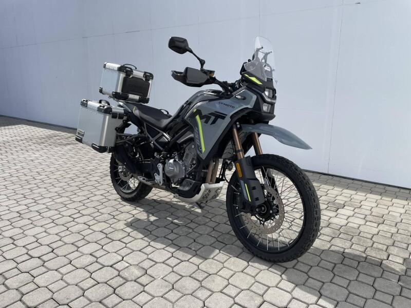 CFMOTO