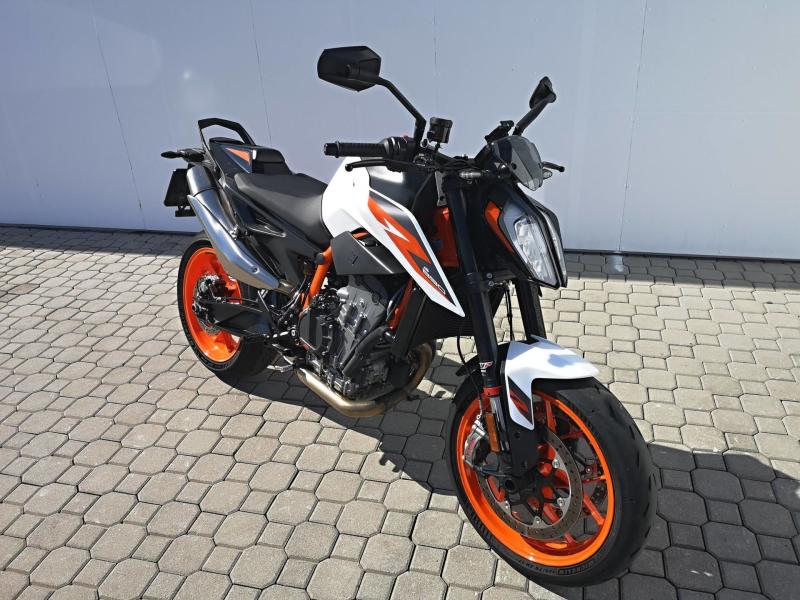 KTM