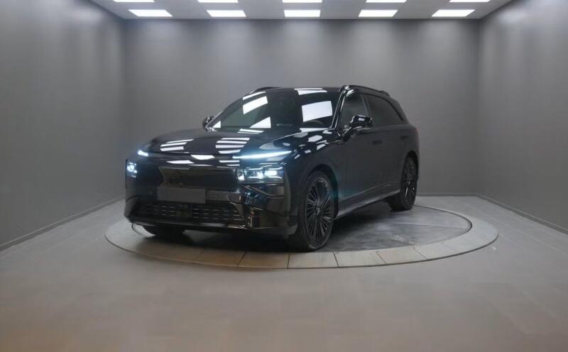 Xpeng G9
