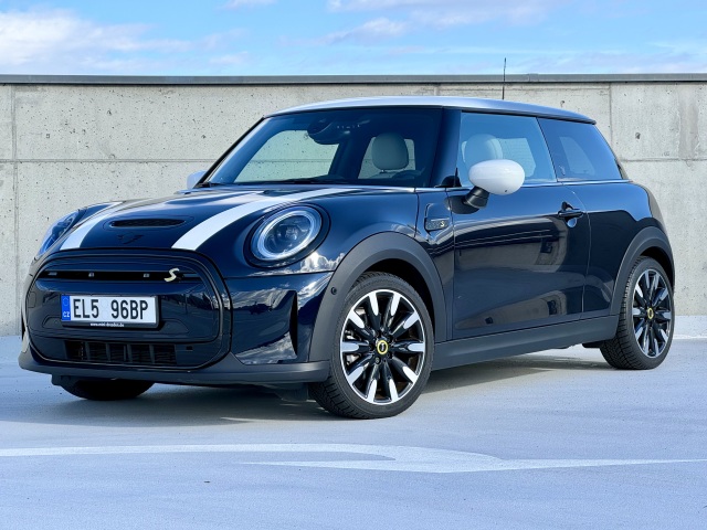 Mini Cooper SE Yours Harman Kardon Panor