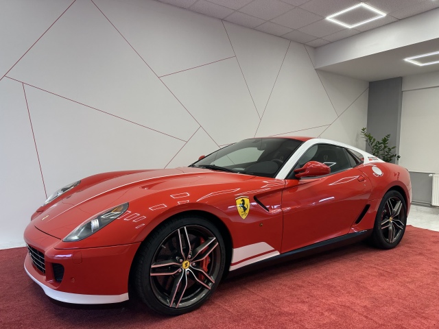 Ferrari 599