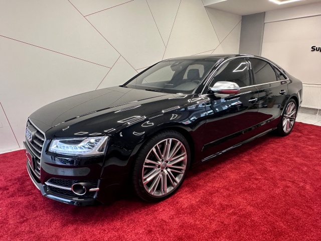 Audi S8