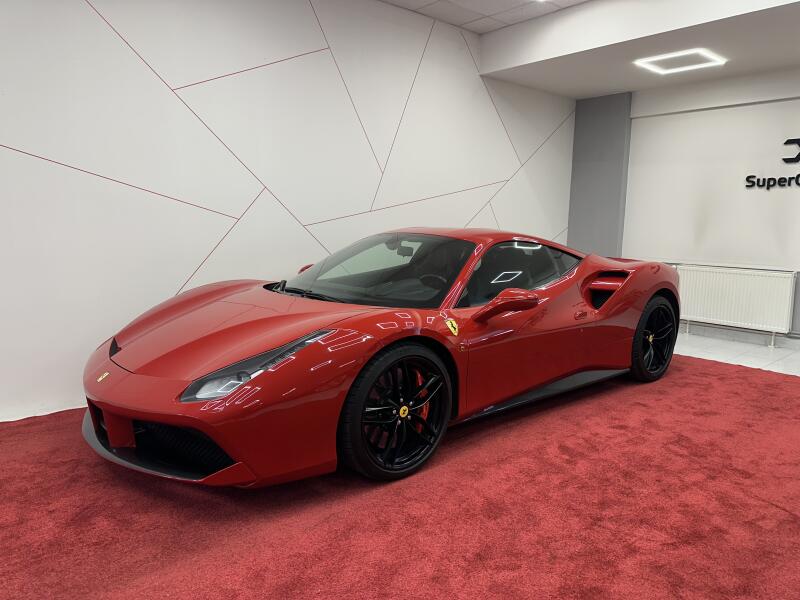 Ferrari 488