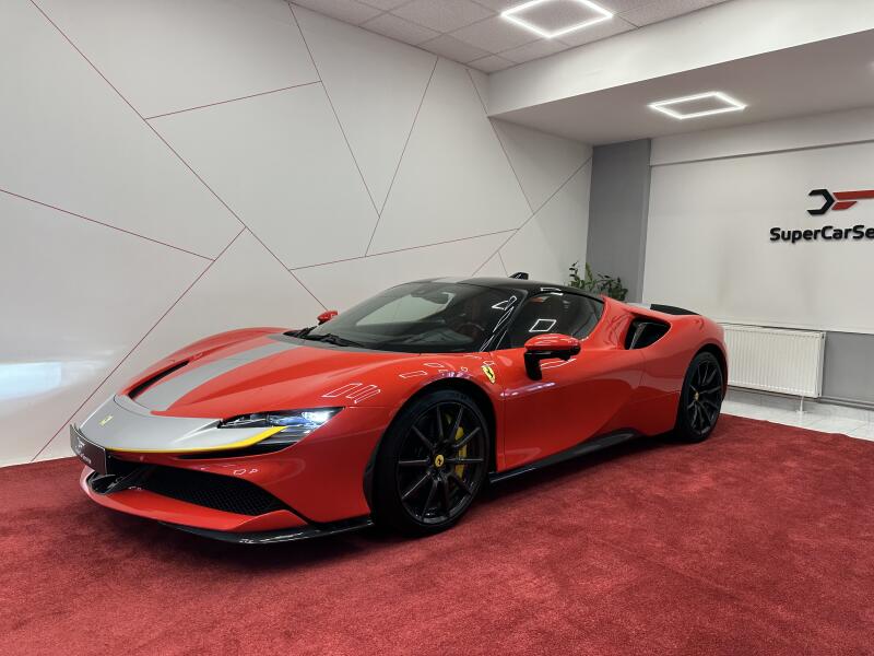 Ferrari SF90