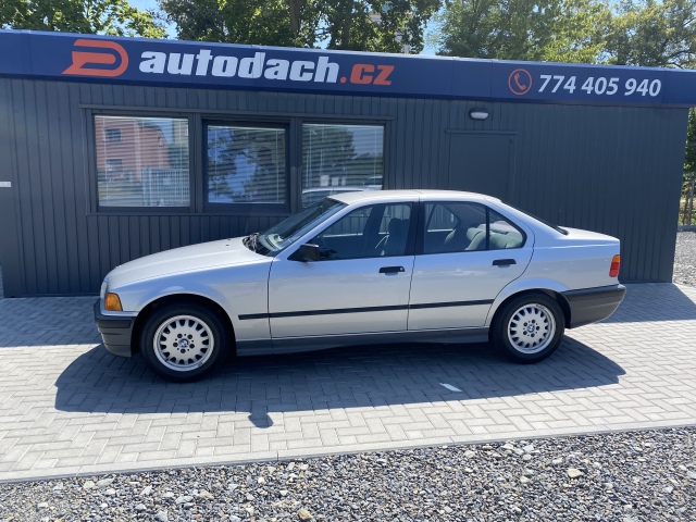 BMW Řada 3 E36 318i 83kW - 57000KM - TOP