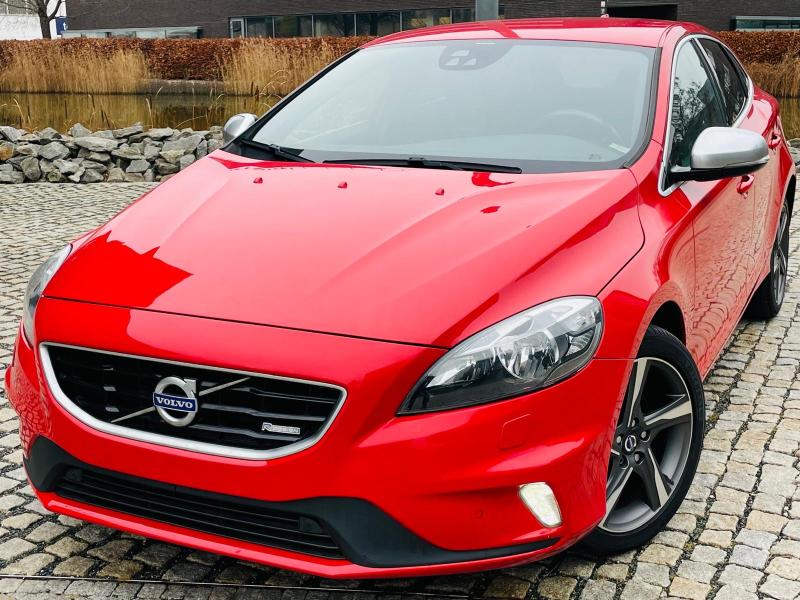 Volvo V40