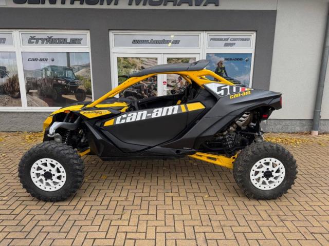 Can-Am Maverick R