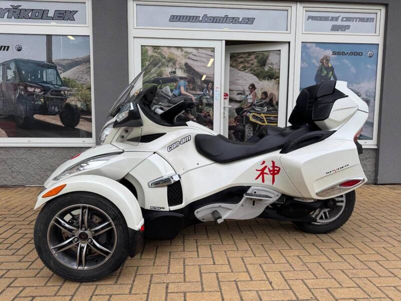 Can-Am Spyder RT-S