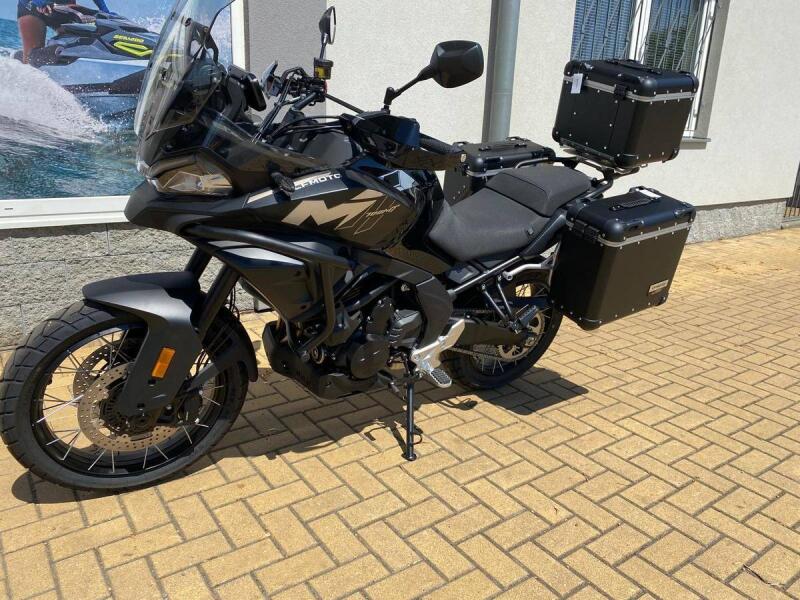 CFMOTO