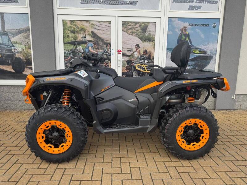 Can-Am Outlander Max 1000 XT-P