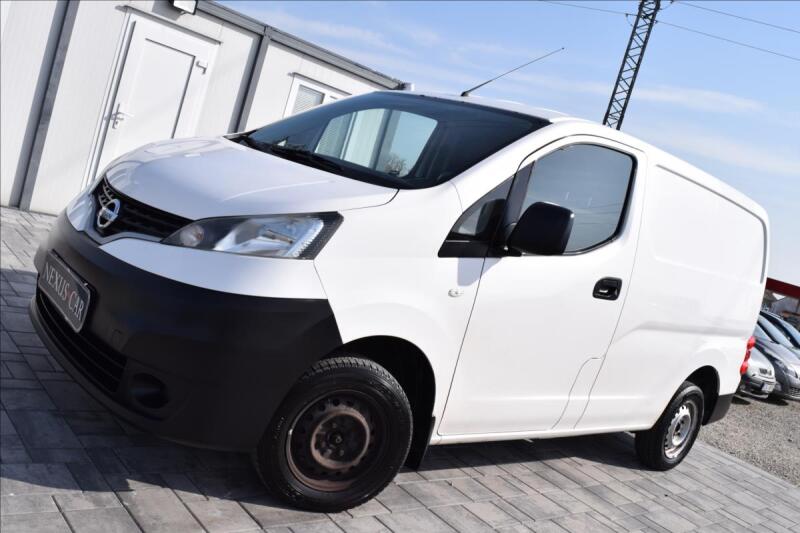 Nissan NV200